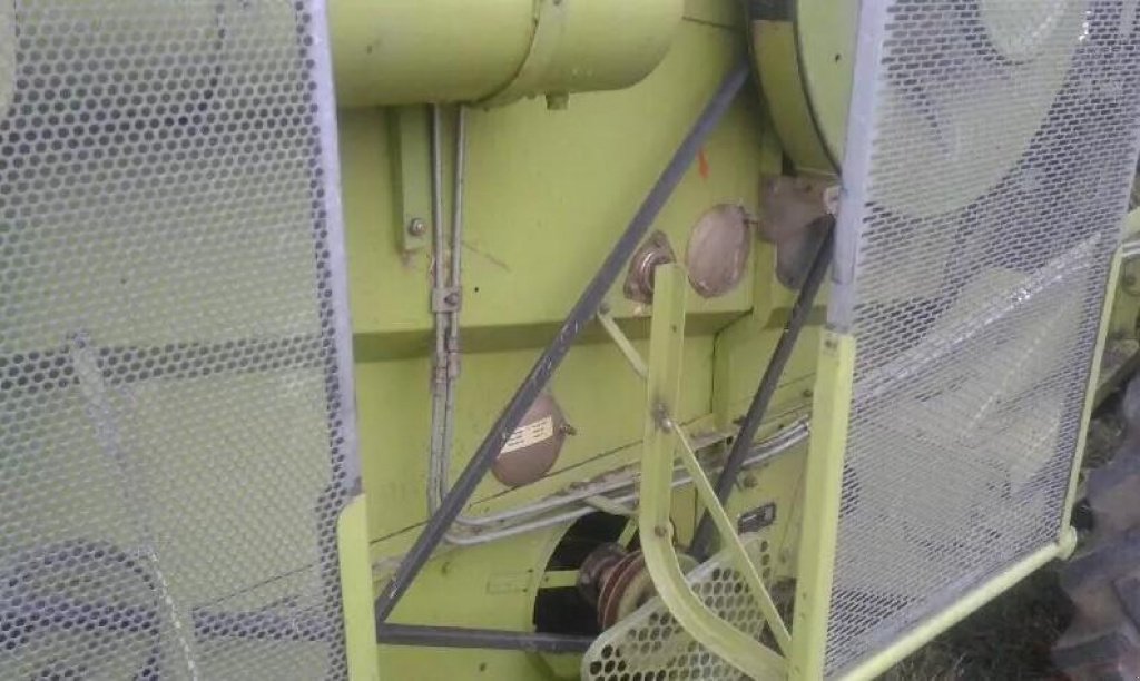 Oldtimer-Mähdrescher des Typs CLAAS Columbus, Neumaschine in Вінниця (Bild 2)