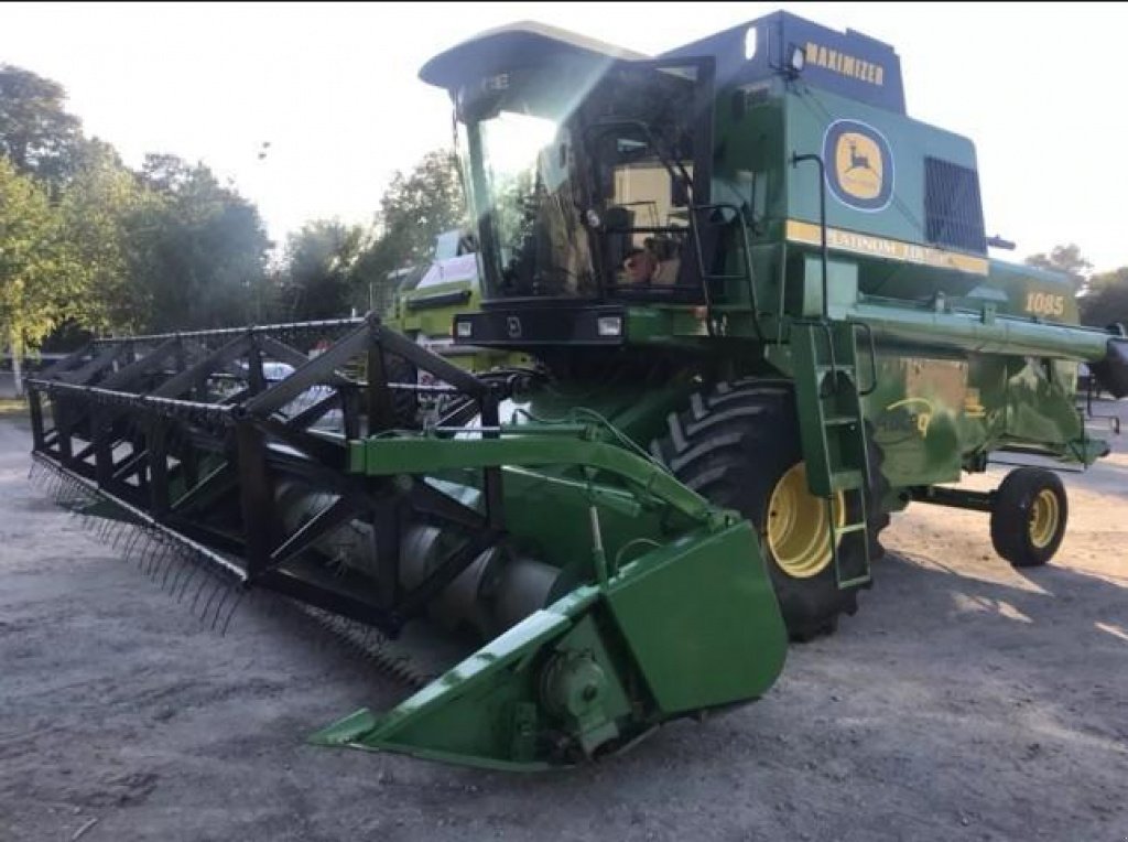 Oldtimer-Mähdrescher des Typs John Deere 1085, Neumaschine in Вінниця (Bild 6)