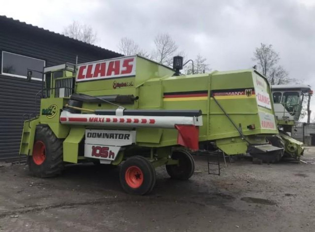 Oldtimer-Mähdrescher des Typs CLAAS Dominator 105, Neumaschine in Вінниця (Bild 1)