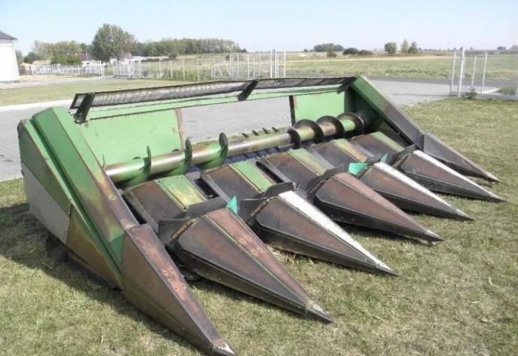 Maispflückvorsatz des Typs John Deere 608, Gebrauchtmaschine in Вінниця (Bild 3)