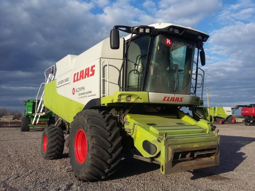 Oldtimer-Mähdrescher des Typs CLAAS Lexion 580, Neumaschine in Біла Церква (Bild 7)