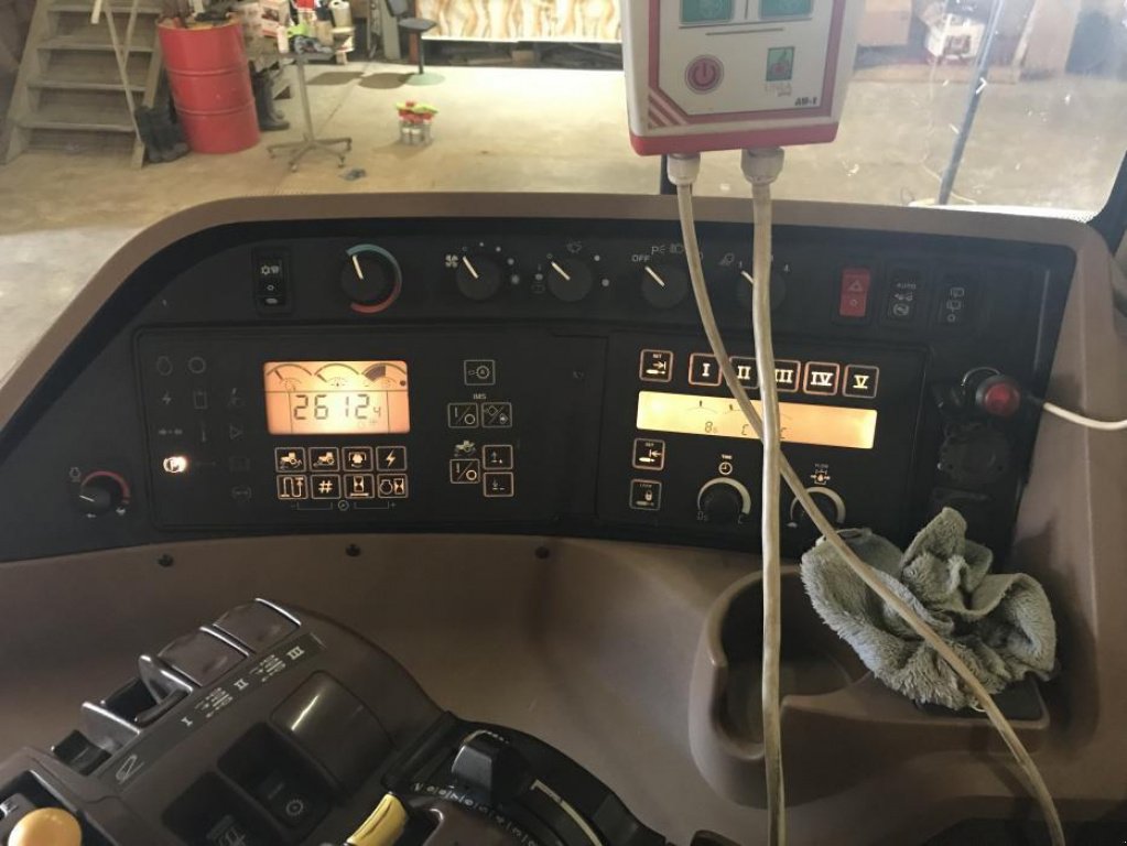 Oldtimer-Traktor des Typs John Deere 8520, Gebrauchtmaschine in Біла Церква (Bild 12)