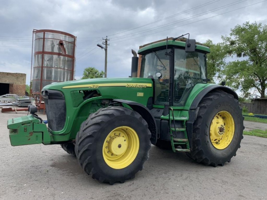 Oldtimer-Traktor des Typs John Deere 8420, Gebrauchtmaschine in Макаров (Bild 4)