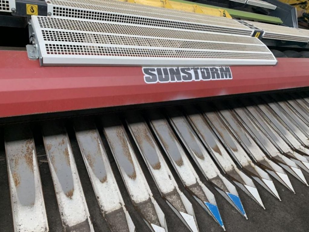 Sonnenblumenschneidwerk des Typs Nardi SFH 940, Gebrauchtmaschine in Полтава (Bild 3)