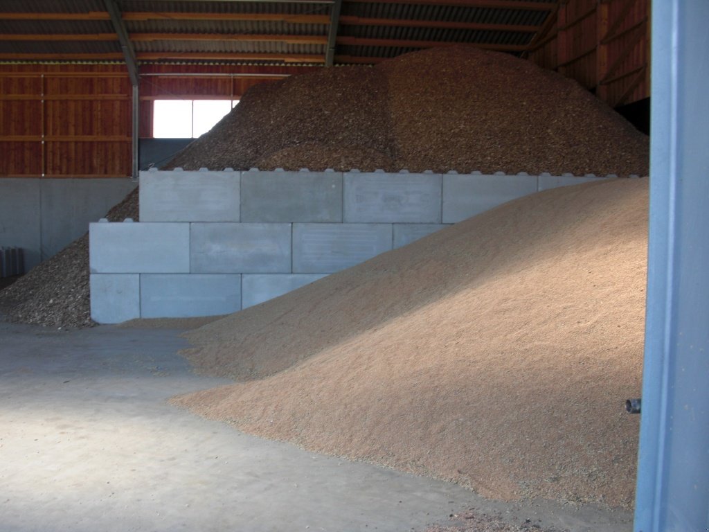 Sonstige Getreidelagertechnik des Typs Müller Betonblock, Neumaschine in Neuburg a. d. Kammel (Bild 1)