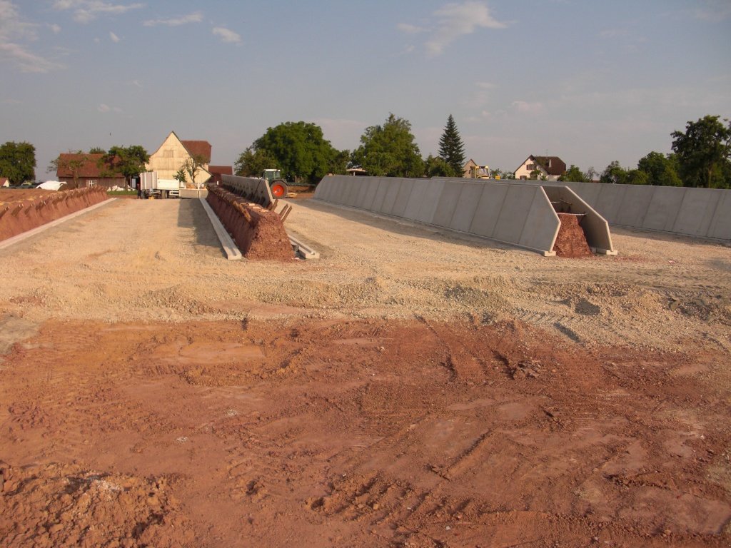 Sonstiges des Typs Müller Traunsteiner Fahrsilo Fachbetrieb, Neumaschine in Neuburg a. d. Kammel (Bild 3)