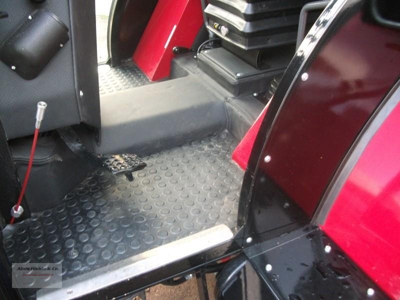 Kommunaltraktor des Typs Sonstige 924A 600 Serie, Vorführmaschine in Tapfheim (Bild 4)