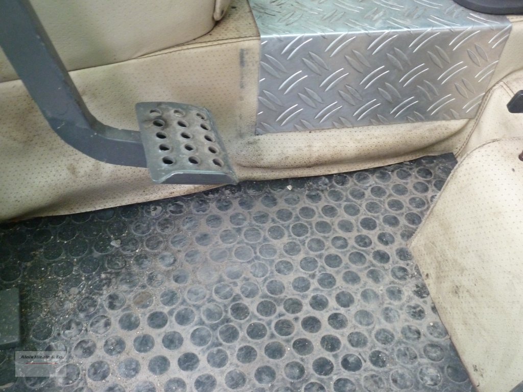 Schmalspurtraktor des Typs BERGmeister 826, Gebrauchtmaschine in Tapfheim (Bild 16)