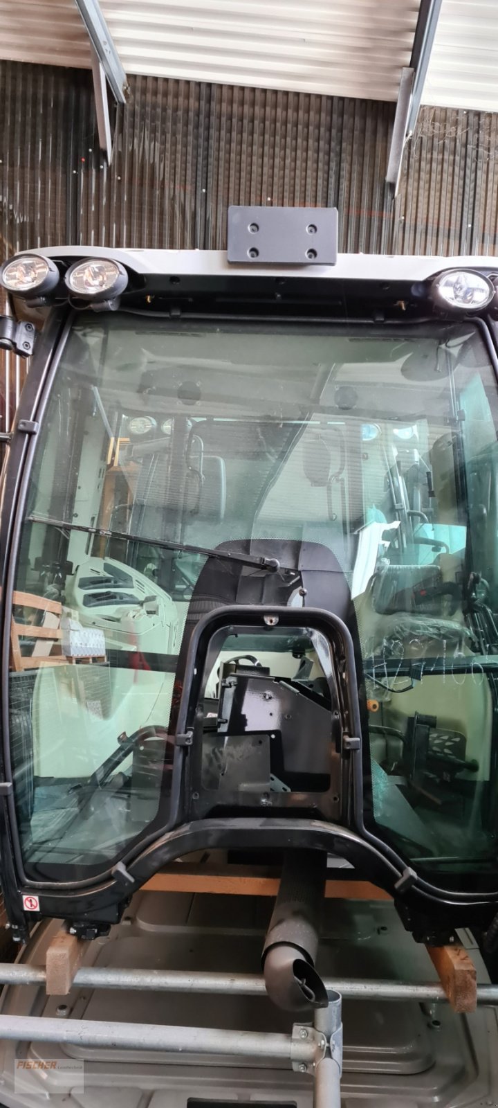 Aufbauten des Typs Massey Ferguson Kabine 5600 5700 6600 6700 7600 7700 4200 5S 4300 5400, Gebrauchtmaschine in Pfoerring (Bild 3)