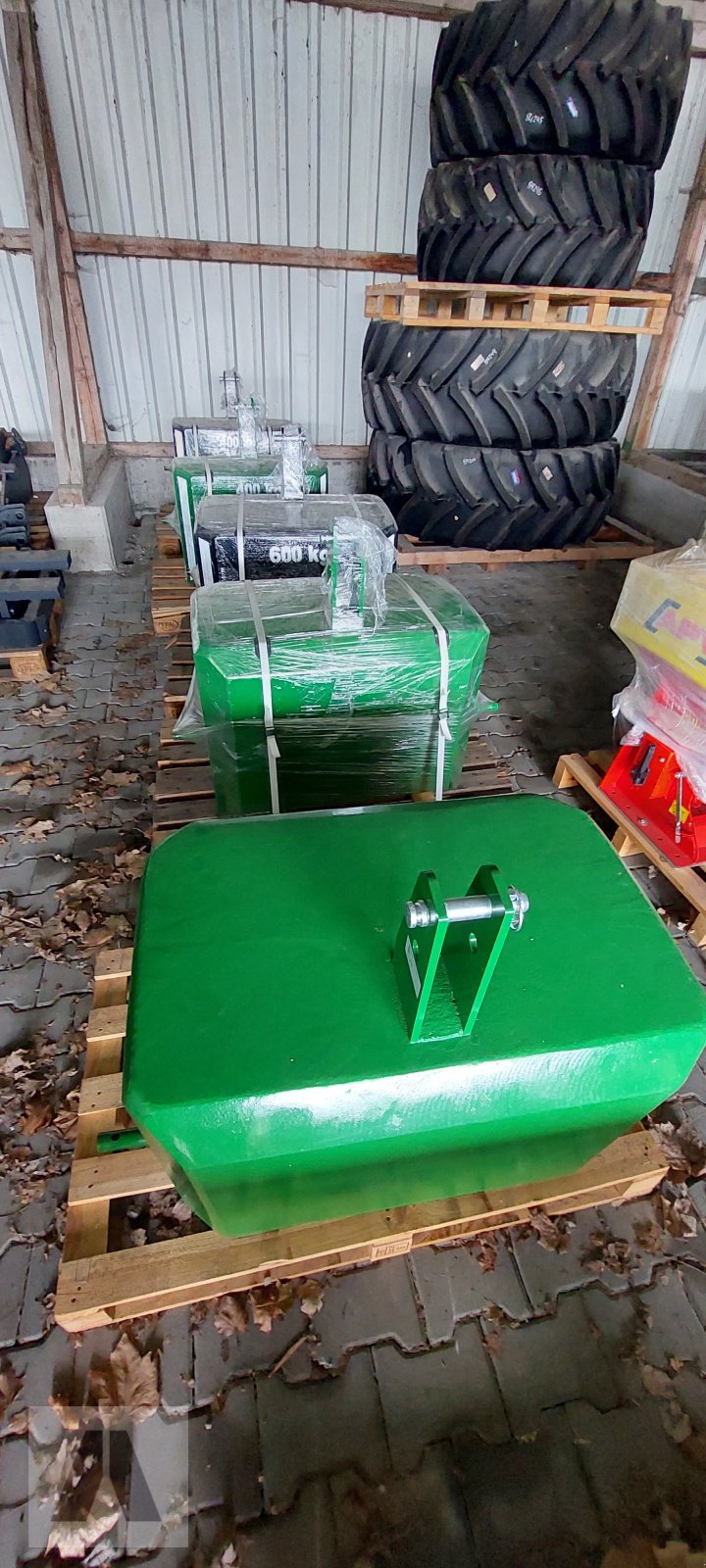 Frontgewicht des Typs JMF 400 - 1600 Kg, Neumaschine in Schwabmünchen (Bild 5)