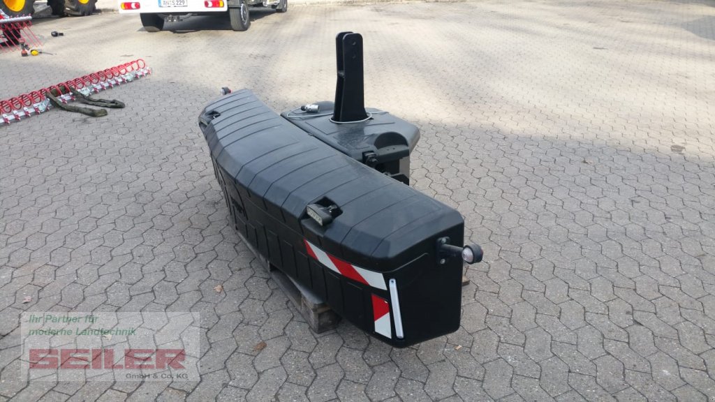 Frontgewicht des Typs Sonstige Frontgewicht 900kg BUMPY Stahlgewicht Agri-Bumper, Neumaschine in Ansbach (Bild 3)