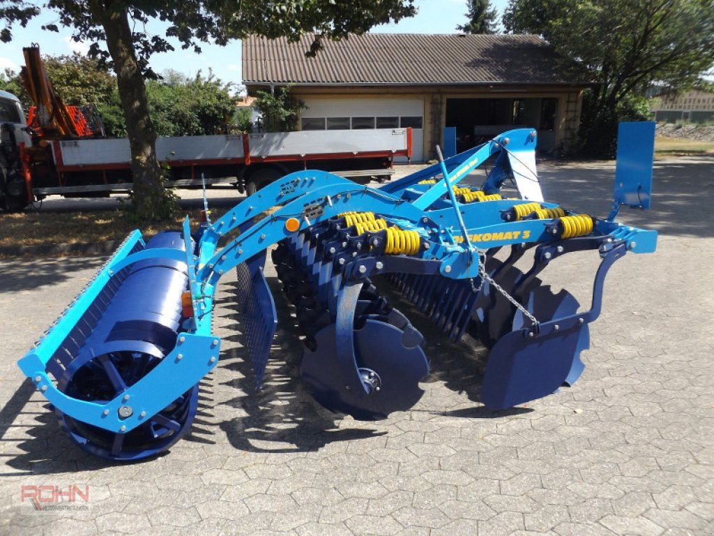 Kurzscheibenegge des Typs Farmet Diskomat 3, Neumaschine in Insingen (Bild 2)