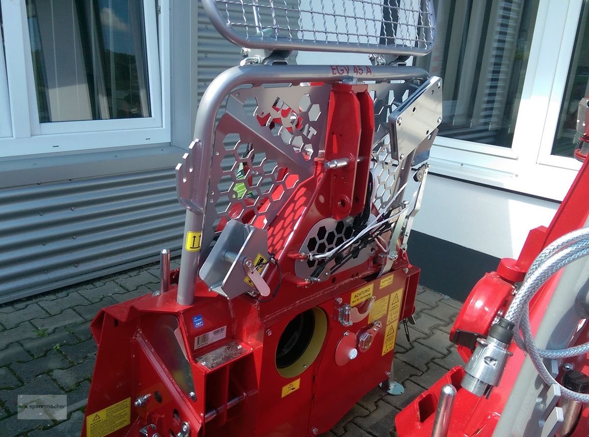 Seilwinde des Typs Tajfun EGV 45 A, Neumaschine in Auerbach (Bild 7)