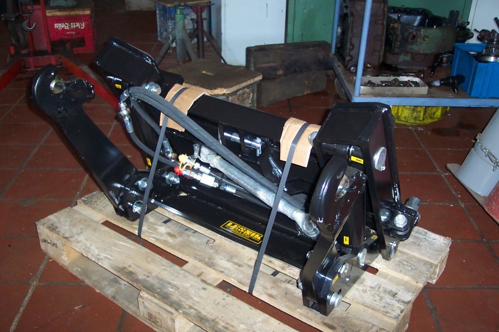 Traktor des Typs Mercedes-Benz Fronthydraulik 2 Zyl. für MB trac und Unimog, Neumaschine in Haselbach (Bild 3)