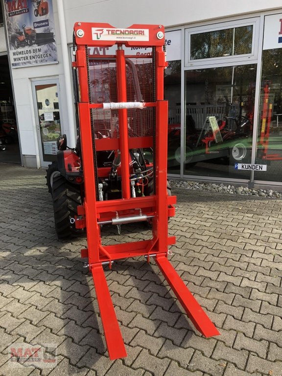 Heckstapler/Anbaustapler des Typs Tecnoagri Eco 2515, Neumaschine in Waldkraiburg (Bild 1)