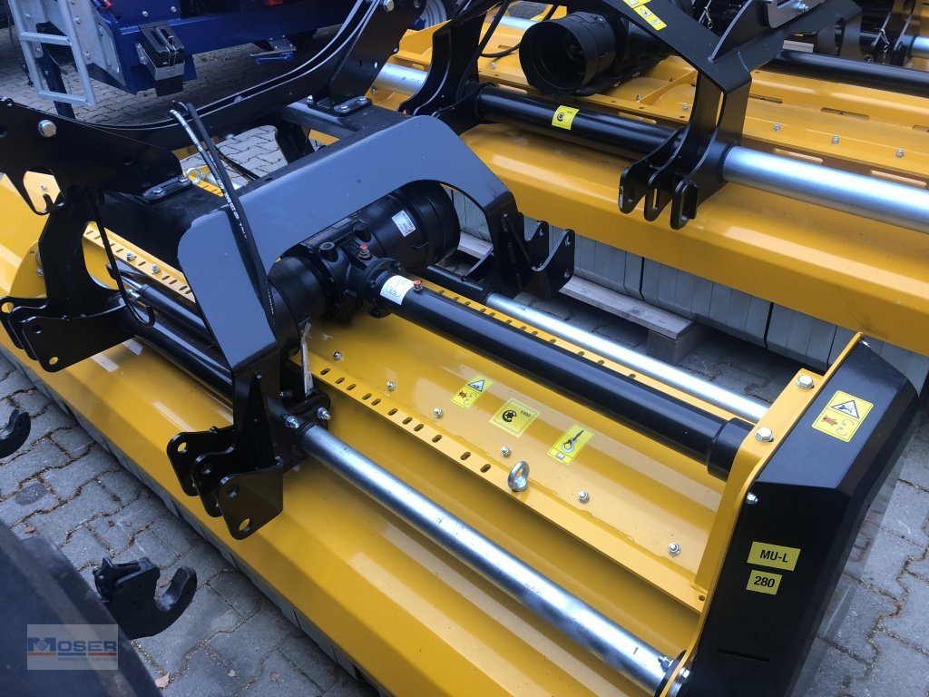 Mulcher des Typs Müthing MU-M 280, Neumaschine in Massing (Bild 2)