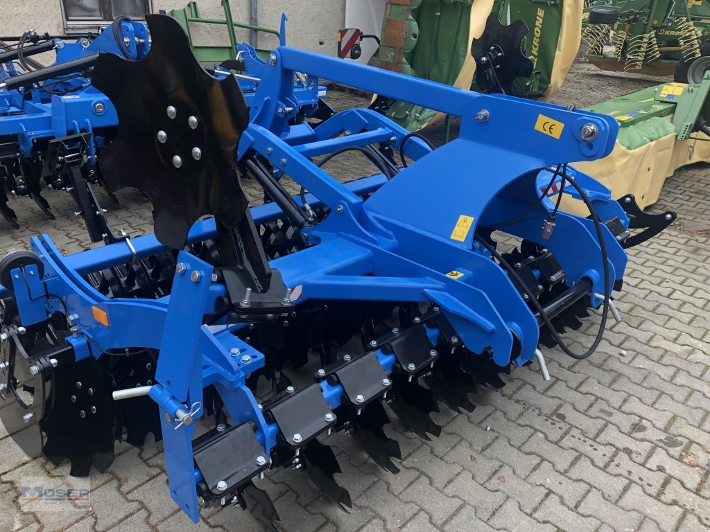 Kurzscheibenegge des Typs stekro 3000, Neumaschine in Massing (Bild 3)