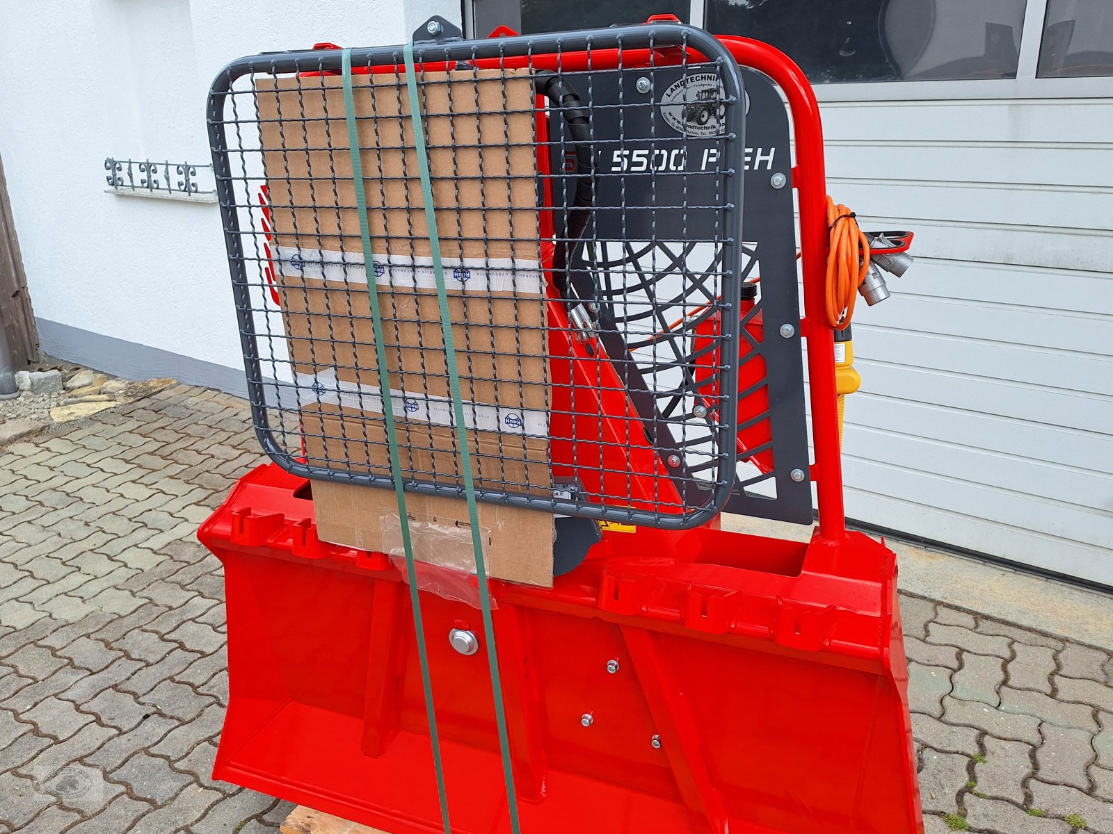 Seilwinde des Typs Oehler OL/SW 5500P EH+SA "NEU" inkl. Terra-Funk S1 und Seilausstoß, mit viel Zubehör! Frachtfrei., Neumaschine in Tschirn (Bild 2)