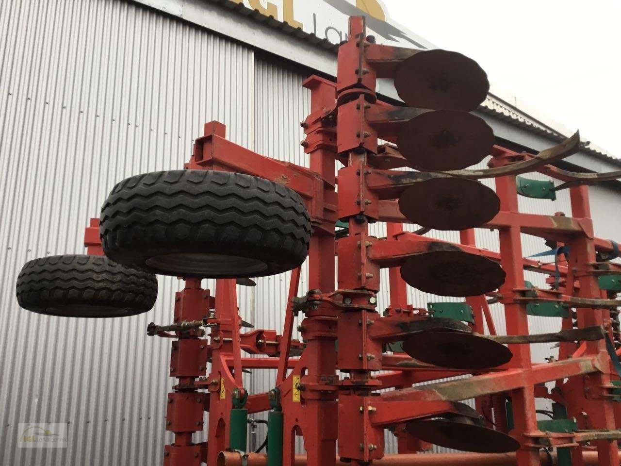 Grubber des Typs Kverneland CTC 6 Meter, Gebrauchtmaschine in Pfreimd (Bild 4)