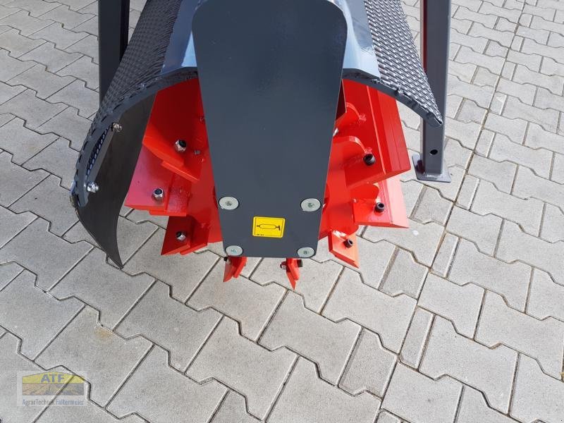 Packer & Walze des Typs Madara Messerwalze RLS 646, Neumaschine in Teublitz (Bild 11)