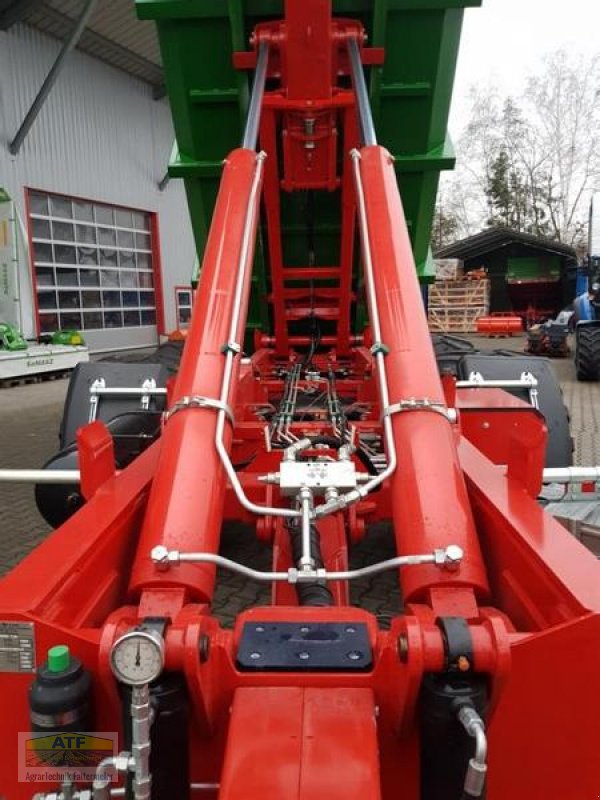 Abrollcontainer des Typs PRONAR T286 + Container AB-S 37 HVK, Neumaschine in Teublitz (Bild 16)