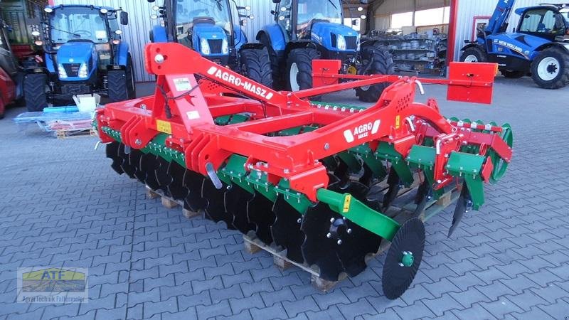 Kurzscheibenegge des Typs Agro-Masz BTC 30, Neumaschine in Teublitz (Bild 1)