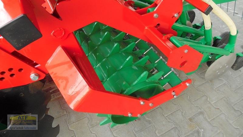 Drillmaschinenkombination des Typs Agro-Masz SN300 + Anbauaggregat ANT30, Neumaschine in Teublitz (Bild 10)