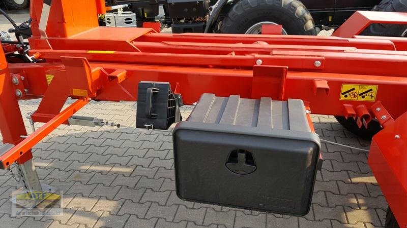 Abrollcontainer des Typs PRONAR T185, Neumaschine in Teublitz (Bild 14)
