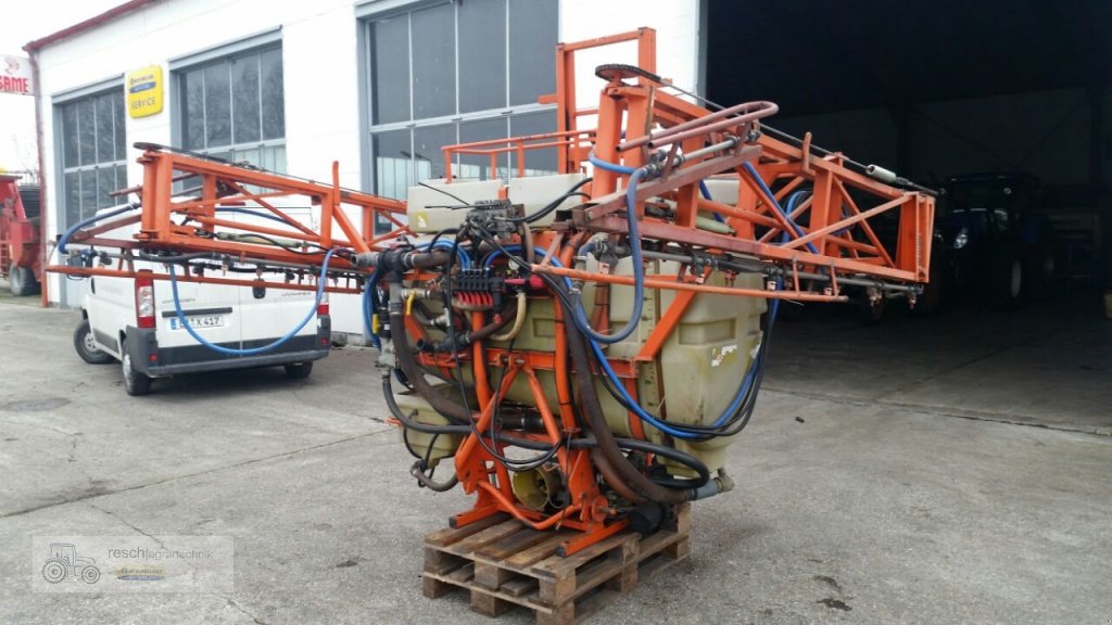 Anbauspritze des Typs Douven Anbauspritze 1000L, Gebrauchtmaschine in Wellheim (Bild 1)