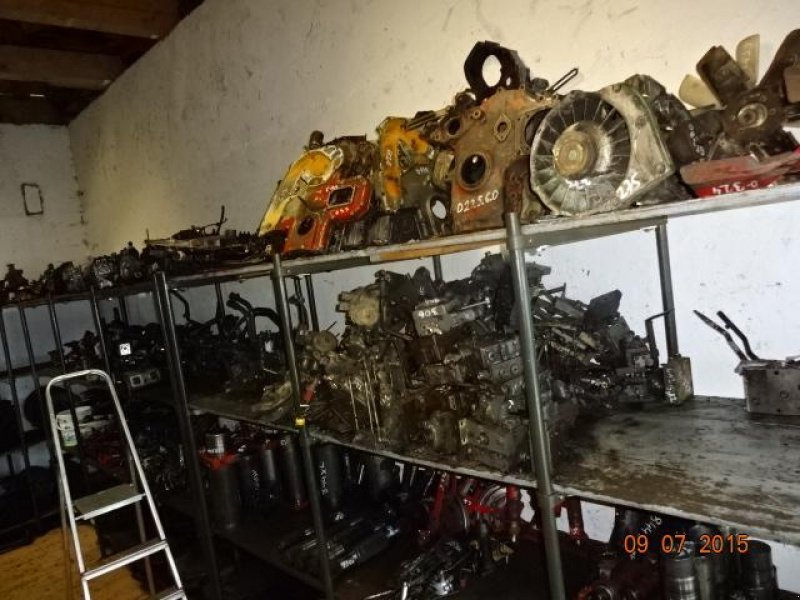 Sonstiges Traktorzubehör des Typs Fendt 610 S- 611- 612- 614- 615   Allrad in Teilen, Gebrauchtmaschine in Neureichenau (Bild 12)