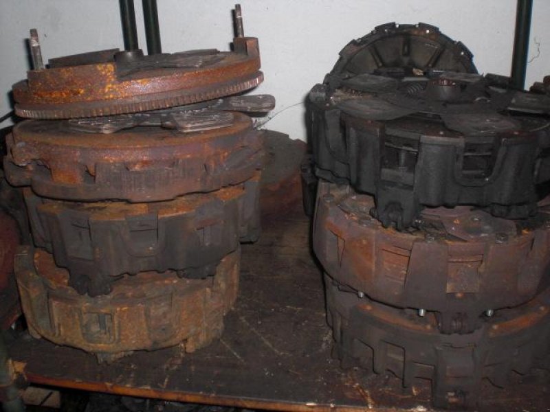 Sonstiges Traktorzubehör des Typs Fendt 610 S- 611- 612- 614- 615   Allrad in Teilen, Gebrauchtmaschine in Neureichenau (Bild 2)