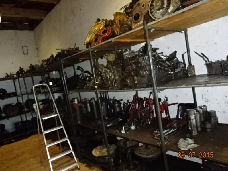 Sonstiges Traktorzubehör des Typs Fendt 610 S- 611- 612- 614- 615   Allrad in Teilen, Gebrauchtmaschine in Neureichenau (Bild 11)