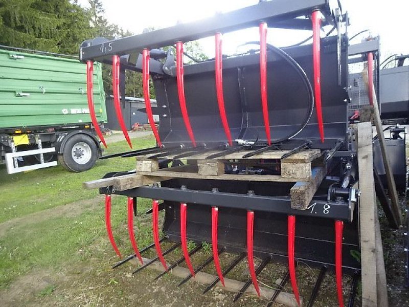 Frontladerzubehör des Typs M&H 1,2  Hydraulisch- Silogreifgabel-  Euro SW Anbau - in verschiedenen Breiten 1,2 M- 1,4 M - 1,5 M - 1,8 M - 2 M - 2,2 M - 2,4 Meter, Neumaschine in Neureichenau (Bild 11)