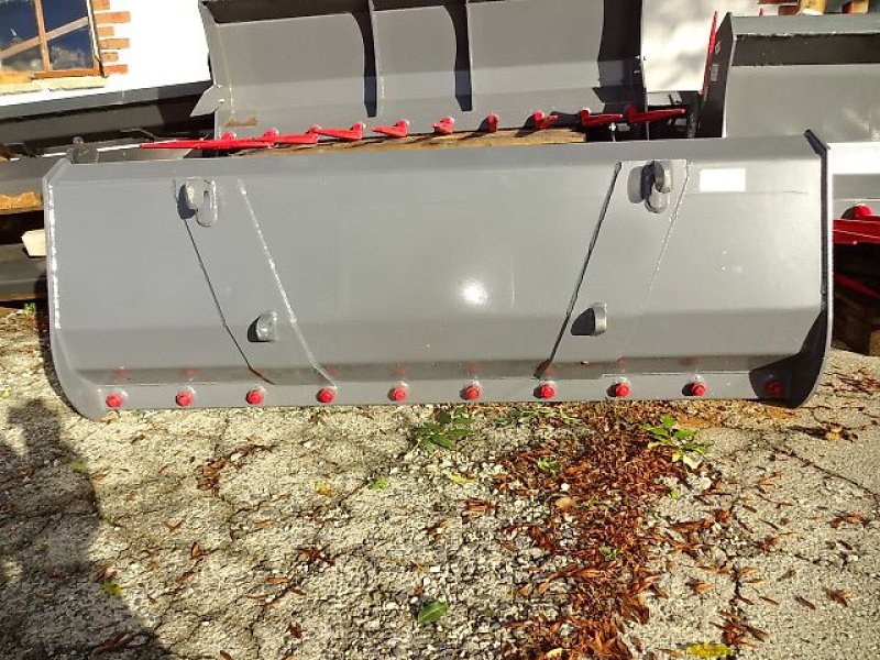 Frontladerzubehör des Typs M&H Dunggabeln 1,2 bis 2,4 Meter Euro Schnellwechselanbau, Neumaschine in Neureichenau (Bild 9)