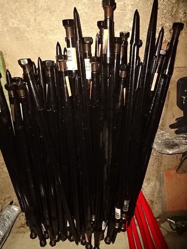 Frontladerzubehör des Typs M&H Dunggabeln 1,2 bis 2,4 Meter Euro Schnellwechselanbau, Neumaschine in Neureichenau (Bild 7)