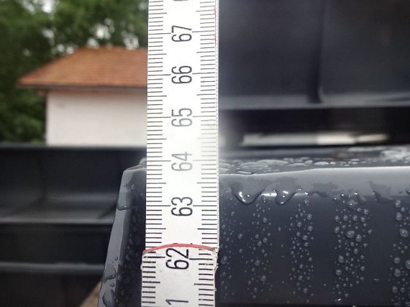 Ladeschaufel des Typs Euro Universalschaufel 1,2 Meter m Hardoxschürfleiste- Größe S, Neumaschine in Neureichenau (Bild 15)