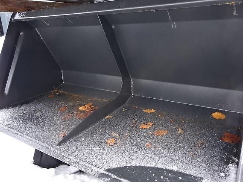 Ladeschaufel des Typs Euro Frontladerschaufel NEU 1,5 M-Universal-  Hardoxschürfleiste Größe S, Neumaschine in Neureichenau (Bild 19)