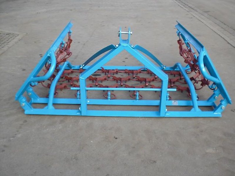 Wiesenegge des Typs M&H 3/R/B NEUE Wiesenegge 3 Meter- 3 Teilig- klappbar, Neumaschine in Neureichenau (Bild 15)