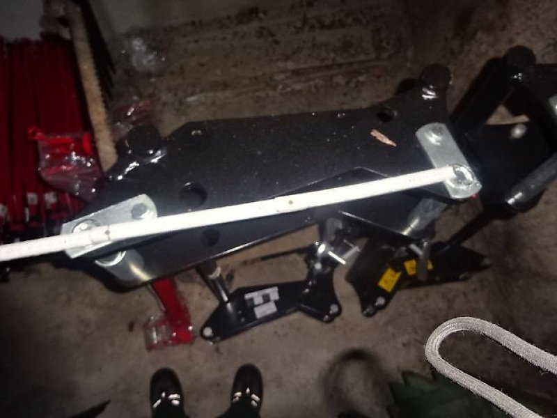 Frontlader des Typs Euro NEUER Frontlader Euro SW- Rahmen, Neumaschine in Neureichenau (Bild 15)