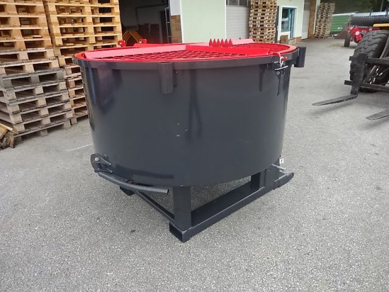 Betonmischer des Typs H-L-M 800 H- L- M- Zwangsmischer - Futtermischer, Neumaschine in Neureichenau (Bild 2)