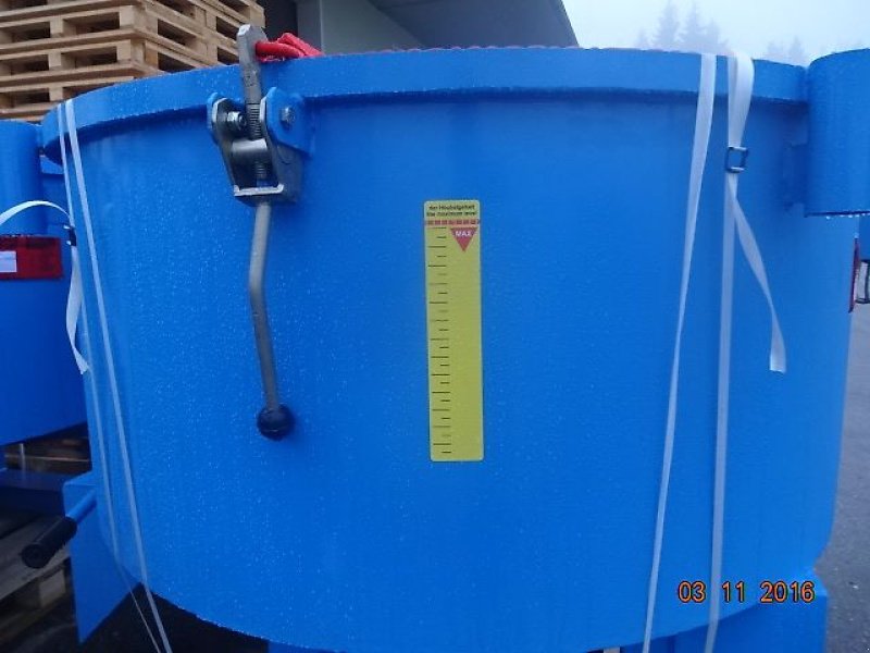 Betonmischer des Typs H-L-M 800 H- L- M- Zwangsmischer - Futtermischer, Neumaschine in Neureichenau (Bild 15)