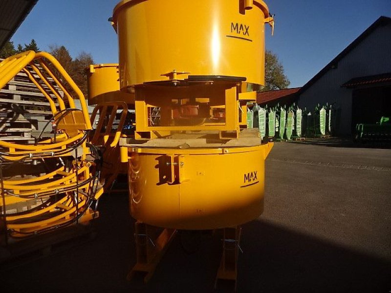 Betonmischer des Typs H-L-M 800 H- L- M- Zwangsmischer - Futtermischer, Neumaschine in Neureichenau (Bild 22)