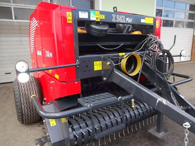 Rundballenpresse des Typs Metal-Fach Z 562 RW-    NEU  - Mit Rotor - Schneidwerk- Sonderpreis, Neumaschine in Neureichenau (Bild 12)