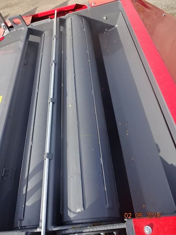 Rundballenpresse des Typs Metal-Fach Z 562 RW-    NEU  - Mit Rotor - Schneidwerk- Sonderpreis, Neumaschine in Neureichenau (Bild 18)