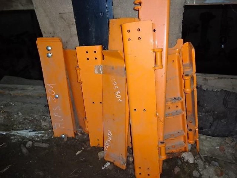 Schneepflug des Typs SaMASZ Teile von Samasz Schneepflügen - Verschiedenen Einzelteile auf Anfrage, Neumaschine in Neureichenau (Bild 6)