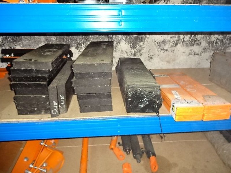 Schneepflug des Typs SaMASZ Samasz Gummischürfleisten- Metallschürfleisten für verschiedene Modelle, Neumaschine in Neureichenau (Bild 15)