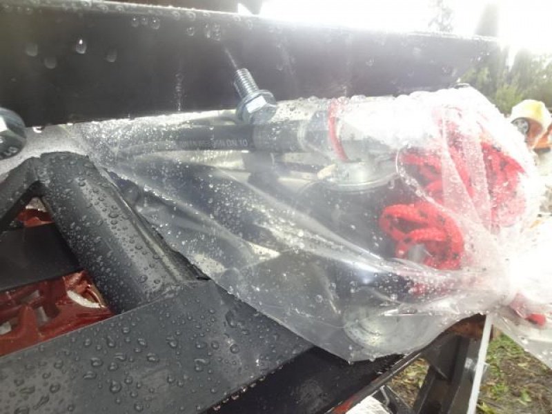 Wiesenegge des Typs H & B H - LM 4 M - Hydraulisch - Schwer- 4 Reihiges Netz, Neumaschine in Neureichenau (Bild 8)