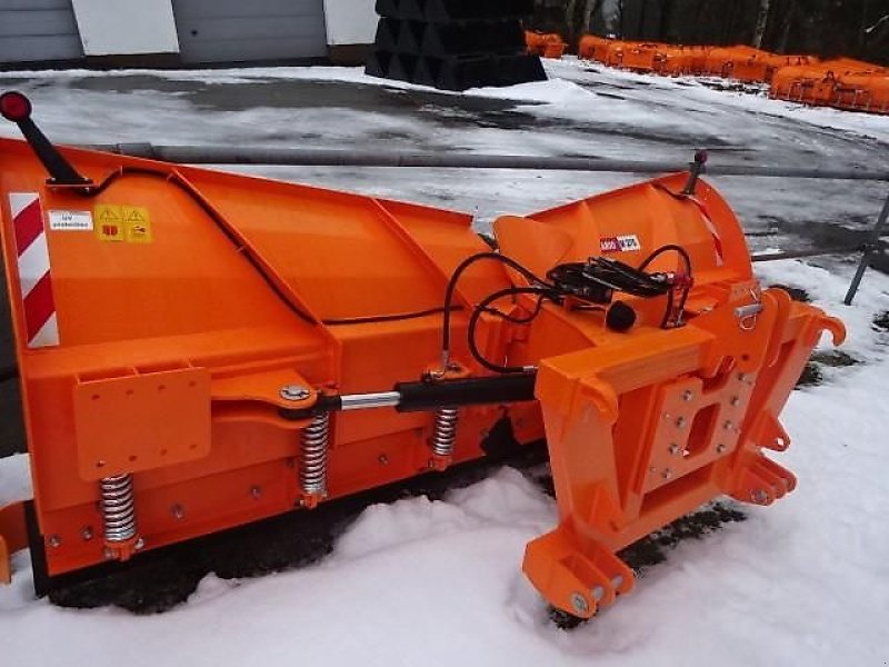 Schneepflug des Typs SVD Vario M  270 Hydraulisch 2,70 Meter -, Neumaschine in Neureichenau (Bild 9)