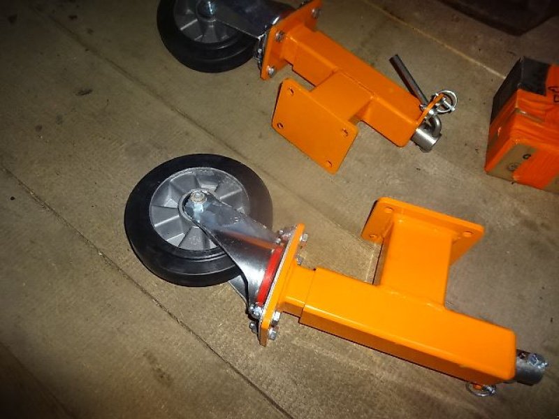 Schneepflug des Typs Escher Schneeschild Vario-M- 220- SP Schneepflug- Schneeschild - hydraulisch- schwere Ausführung, Neumaschine in Neureichenau (Bild 13)