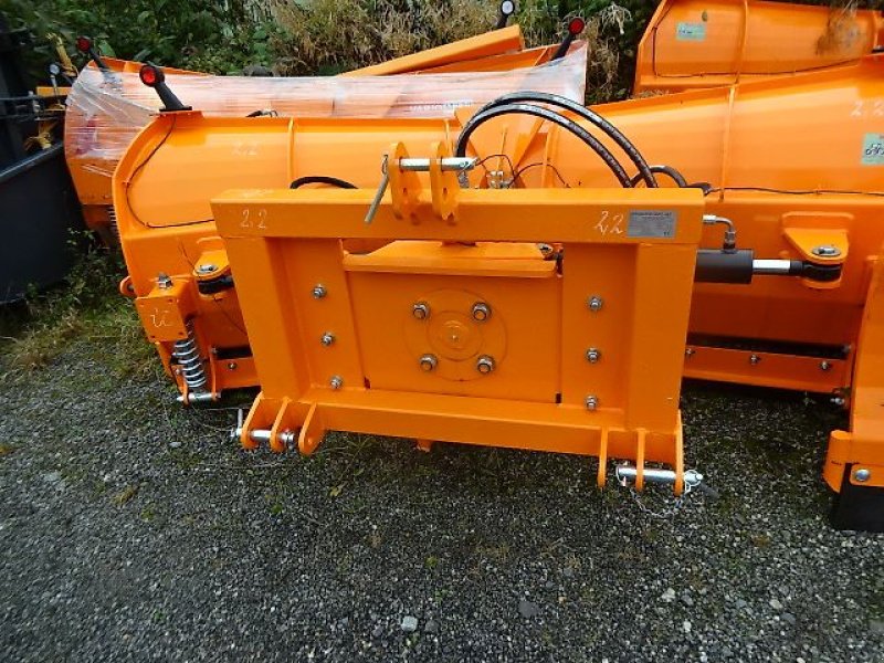 Schneepflug des Typs Escher Schneeschild Vario-M- 220- SP Schneepflug- Schneeschild - hydraulisch- schwere Ausführung, Neumaschine in Neureichenau (Bild 5)